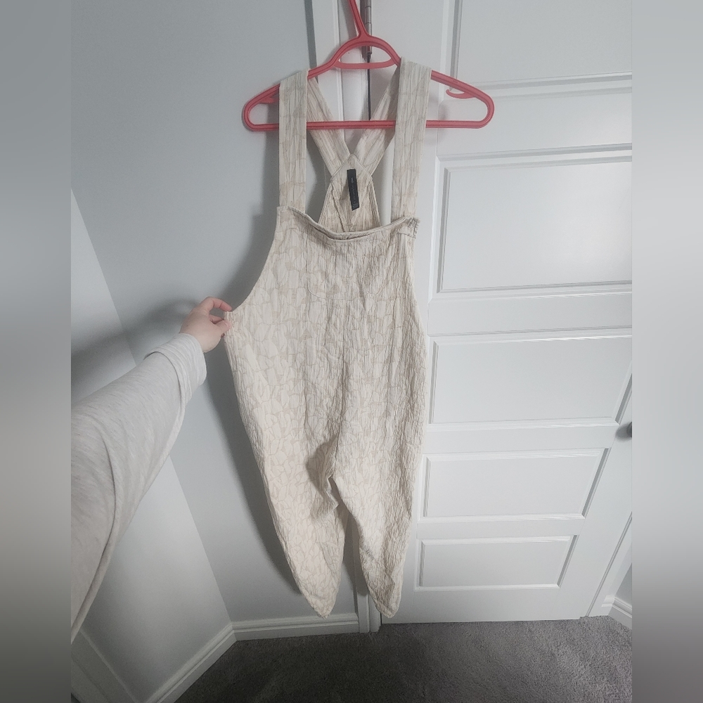 Hillary duff smash and tess romper